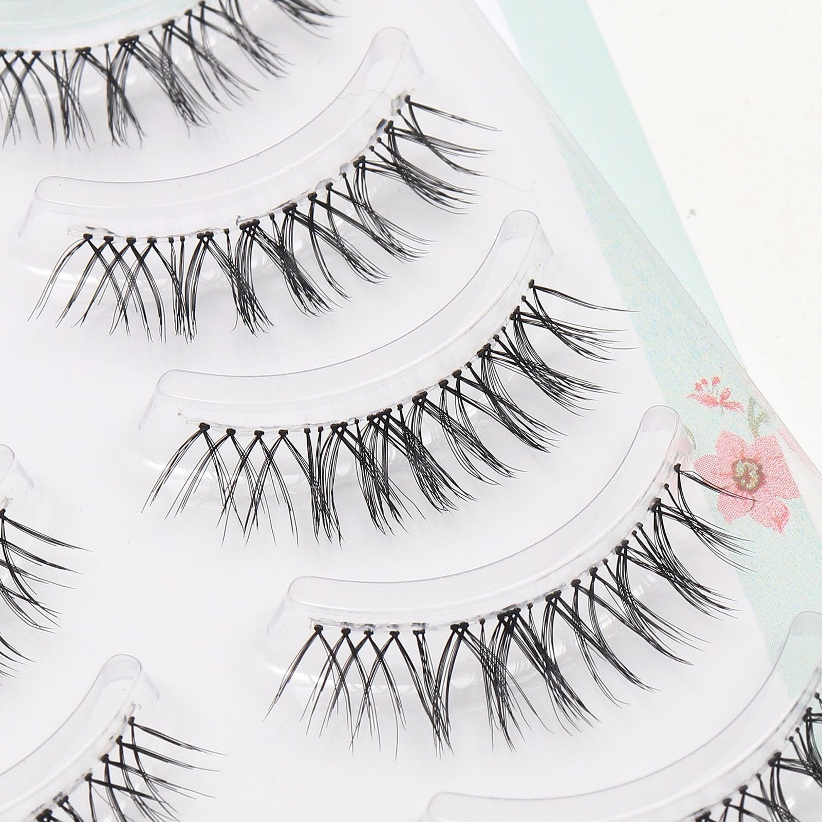 Buying Faux Mink Lightweight Transparent Invisible Band Eyelashes