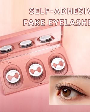 Butterfly Eyes Self-adhesive Lite Eyelashes Three Pairs Kit